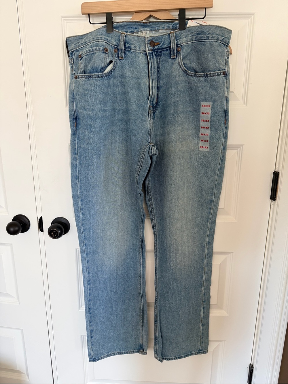 NWT old navy 36x32 straight jeans